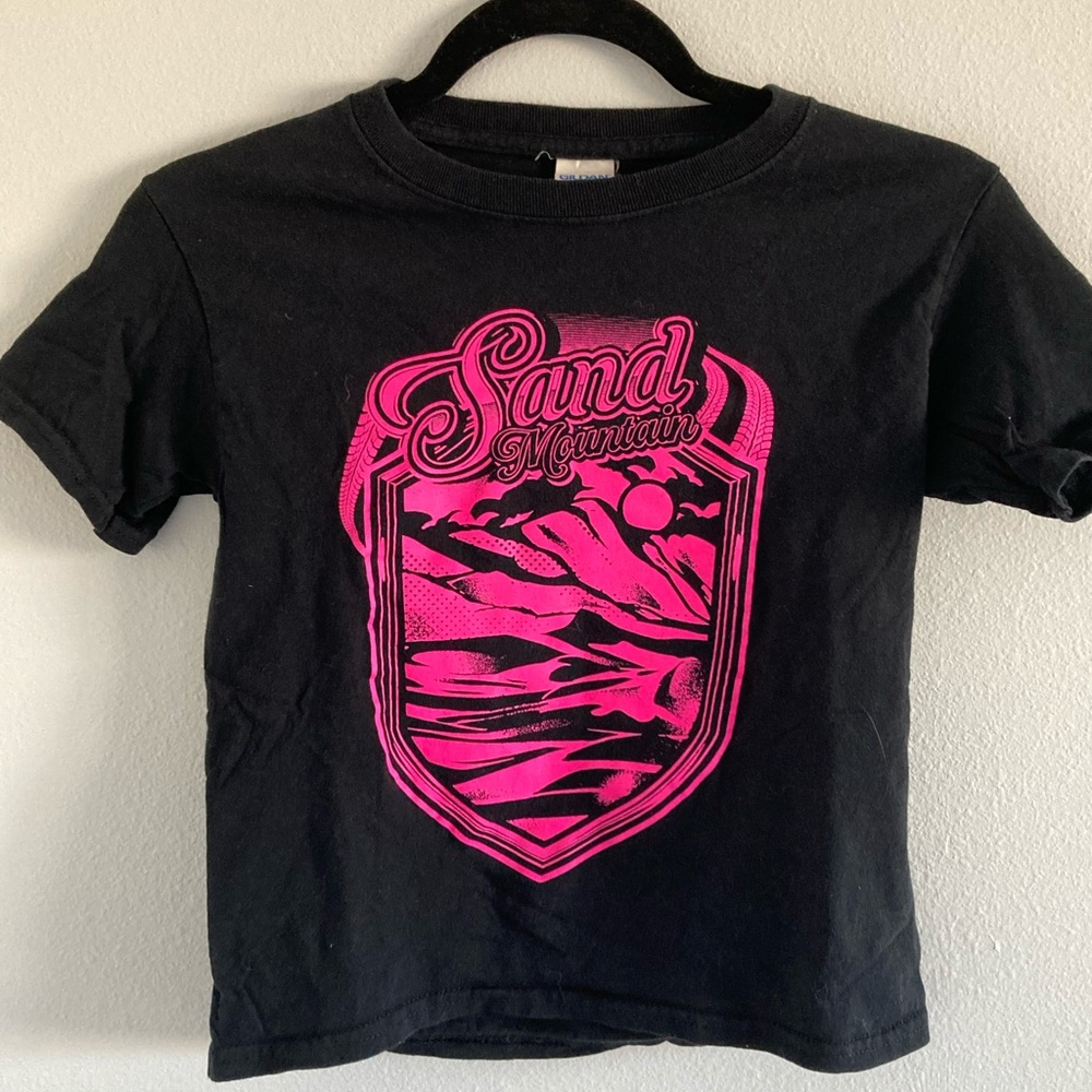 Sand mountain t shirt